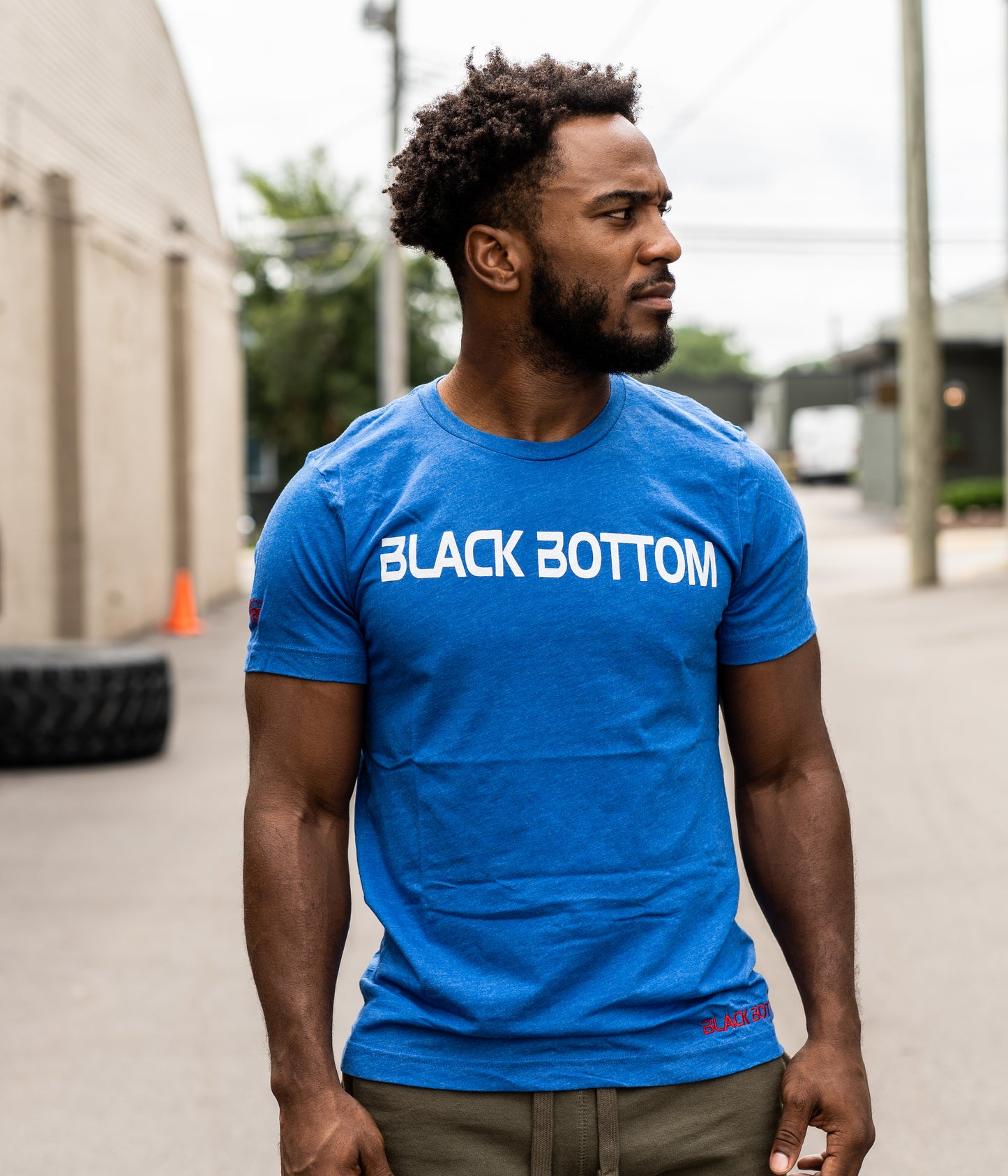 Black Bottom Staple Royal T